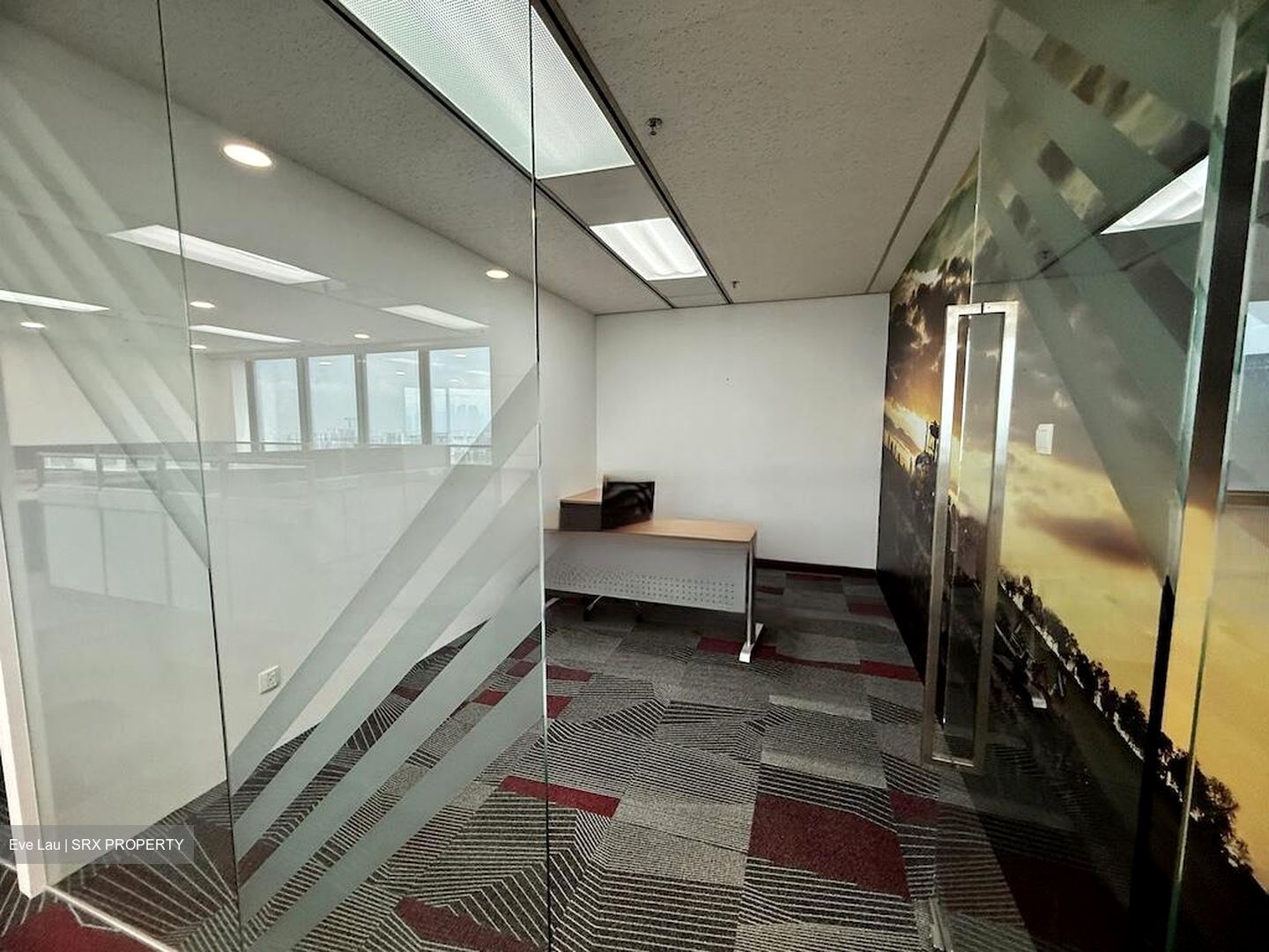 United Square (D11), Office #459466541